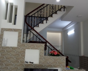 CHUYÊN THIẾT KẾ THEO YÊU CẦU,Thiết kế các mẫu cửa sắt , cầu thang , lan can