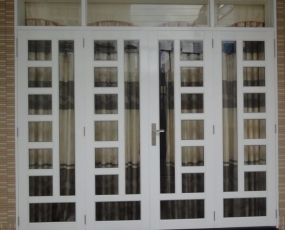 Cửa sắt