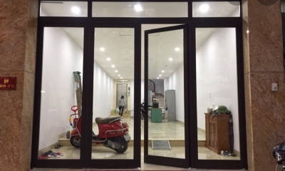 Cửa sắt